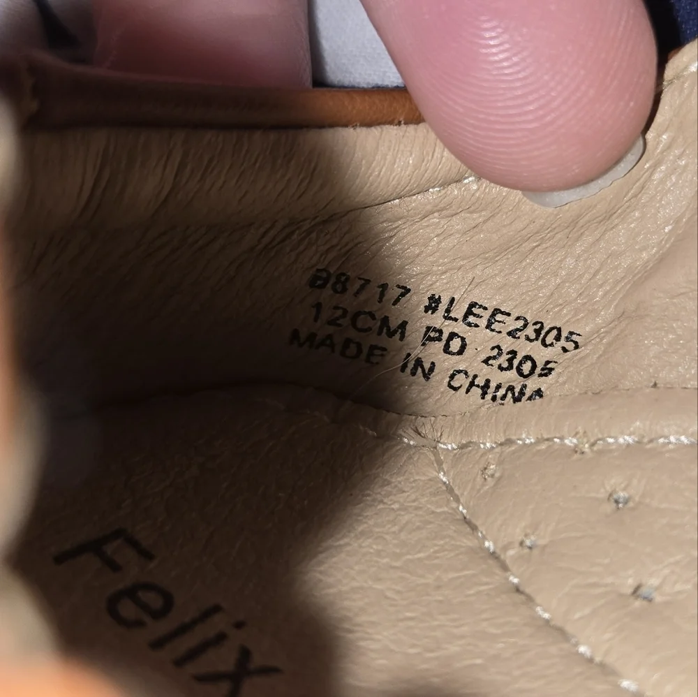 🍂NWT🍁 Lee - Felix And Fiora, Brown Girls Dress Shoes 12M